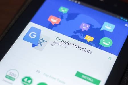 su-khac-biet-giua-google-dich-va-nguoi-dich